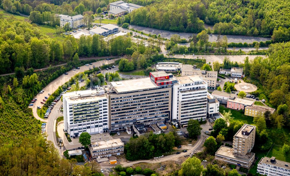 Siegen aus der Vogelperspektive: Klinikgelande des Jung-Stilling-Krankenhauses in Siegen im Bundesland Nordrhein-Westfalen