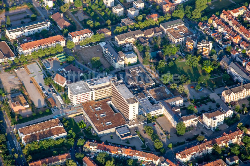 Luftbild Speyer - Klinikgelände des Diakonissen-Stiftungs-Krankenhauses in Speyer im Bundesland Rheinland-Pfalz, Deutschland