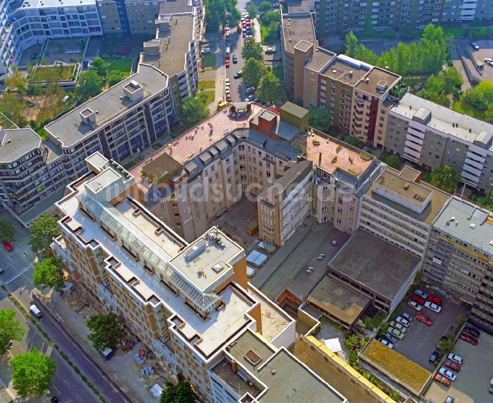 Berlin von oben - Klinikgelände des Franziskus-Krankenhaus im Ortsteil Charlottenburg in Berlin, Deutschland