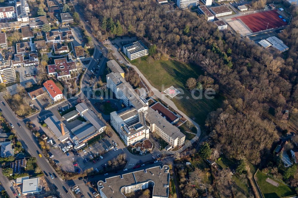 Landau in der Pfalz aus der Vogelperspektive: Klinikgelände des Klinikum Landau-Südliche Weinstraße GmbH in Landau in der Pfalz im Bundesland Rheinland-Pfalz, Deutschland