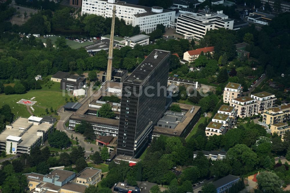 Hamburg von oben - Klinikgelände des Krankenhauses Asklepios Klinik Altona an der Paul-Ehrlich-Straße in Hamburg