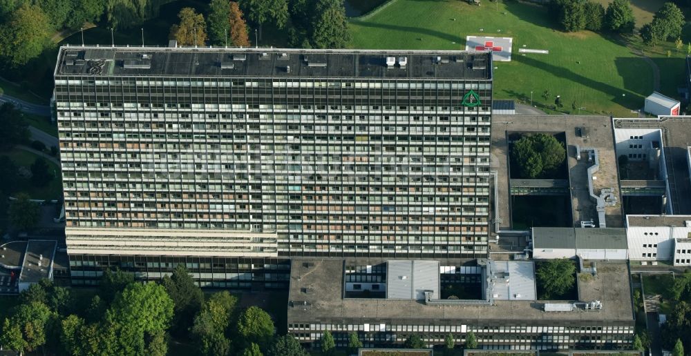 Hamburg von oben - Klinikgelände des Krankenhauses Asklepios Klinik Altona in der Paul-Ehrlich-Straße in Hamburg