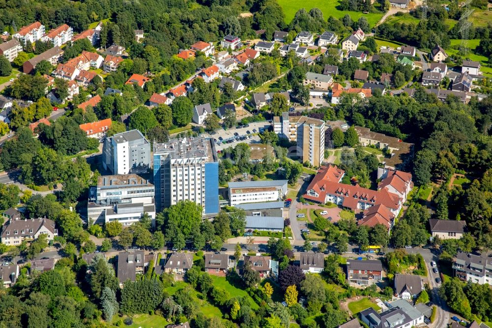 Hattingen aus der Vogelperspektive: Klinikgelände des Krankenhauses Augusta-Kranken-Anstalt gGmbH in Hattingen im Bundesland Nordrhein-Westfalen, Deutschland