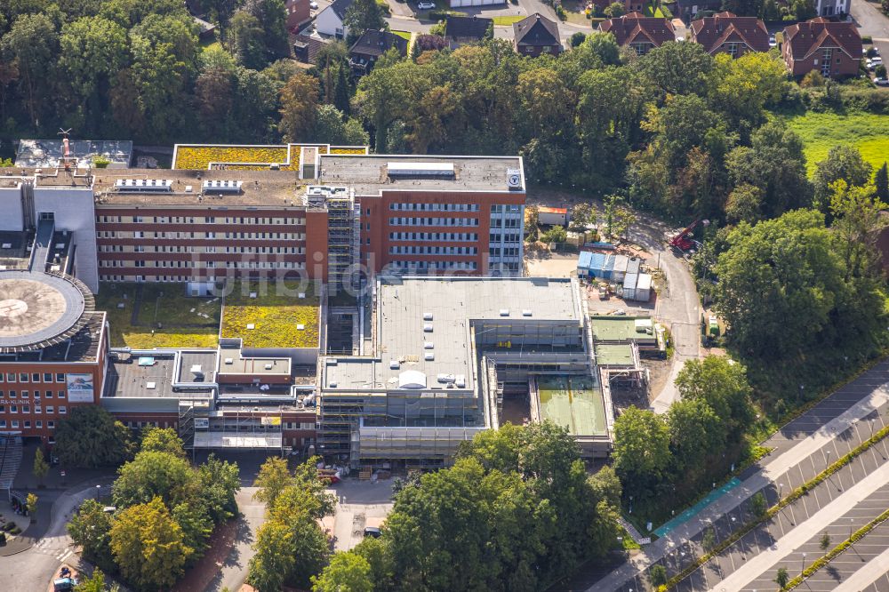 Luftaufnahme Hamm - Klinikgelände des Krankenhauses St. Barbara-Klinik im Stadtteil Heessen in Hamm im Bundesland Nordrhein-Westfalen, Deutschland