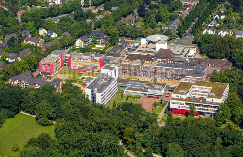 Gelsenkirchen von oben - Klinikgelände des Krankenhauses Bergmannsheil und Kinderklinik Buer in Gelsenkirchen im Bundesland Nordrhein-Westfalen