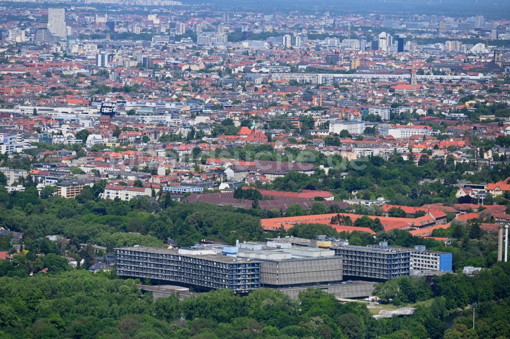 Berlin aus der Vogelperspektive: Klinikgelände des Krankenhauses Campus Benjamin Franklin in Steglitz in Berlin, Deutschland