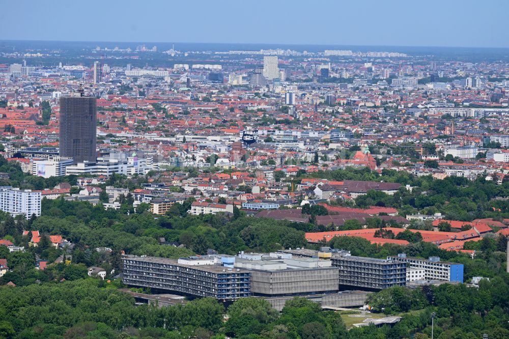 Berlin von oben - Klinikgelände des Krankenhauses Campus Benjamin Franklin in Steglitz in Berlin, Deutschland