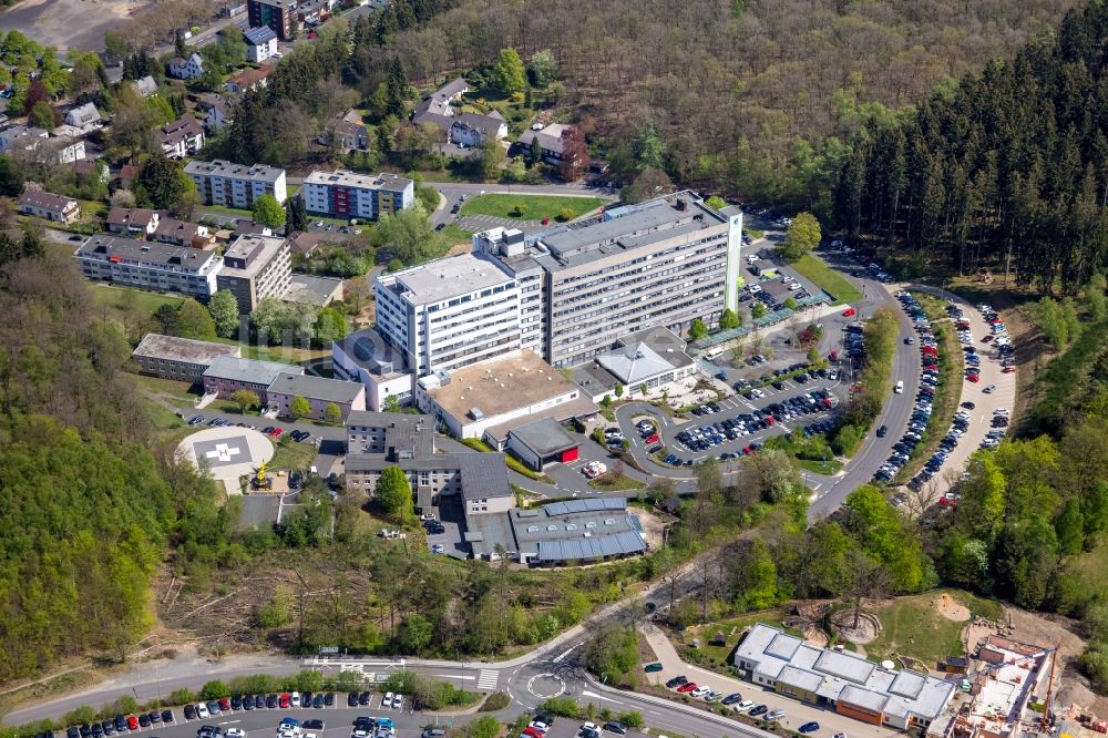 Siegen von oben - Klinikgelände des Krankenhauses Diakonie Klinikum Jung-Stilling in Siegen im Bundesland Nordrhein-Westfalen, Deutschland