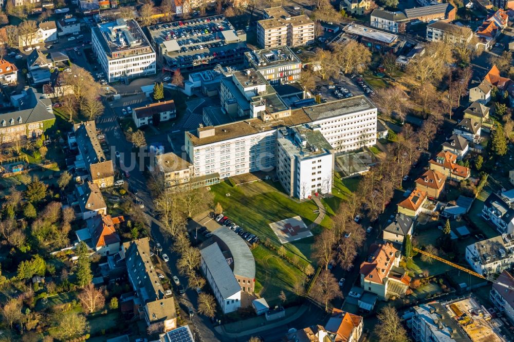 Unna von oben - Klinikgelände des Krankenhauses Evangelisches Krankenhaus in Unna im Bundesland Nordrhein-Westfalen, Deutschland