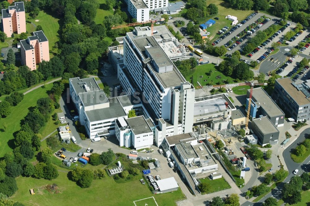 Wetzlar von oben - Klinikgelände des Krankenhauses an der Forsthausstraße in Wetzlar im Bundesland Hessen, Deutschland