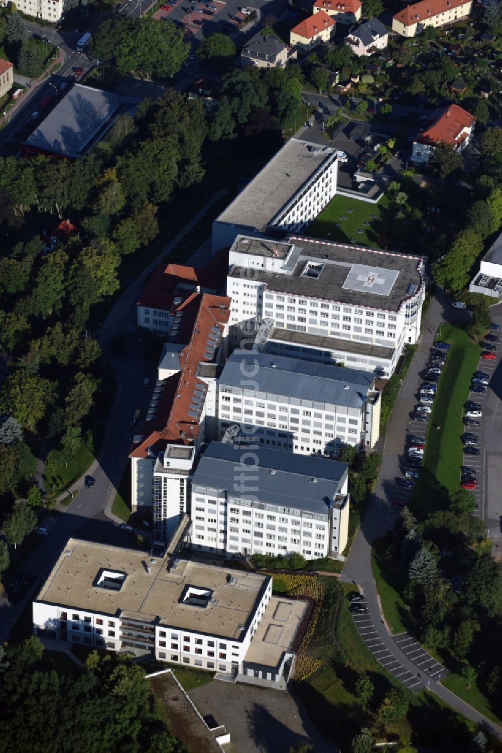 Aue aus der Vogelperspektive: Klinikgelände des Krankenhauses HELIOS Klinikum Aue in Aue im Bundesland Sachsen