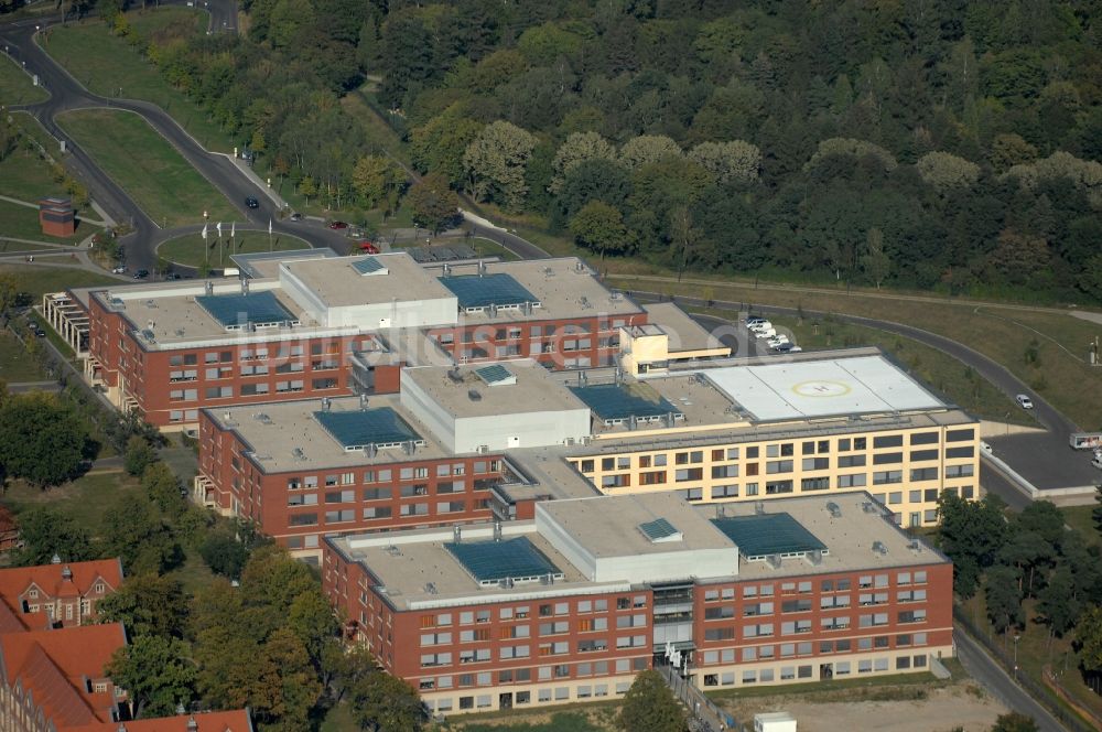 Luftbild Berlin - Klinikgelände des Krankenhauses Helios Klinikum Berlin-Buch im Ortsteil Buch in Berlin, Deutschland