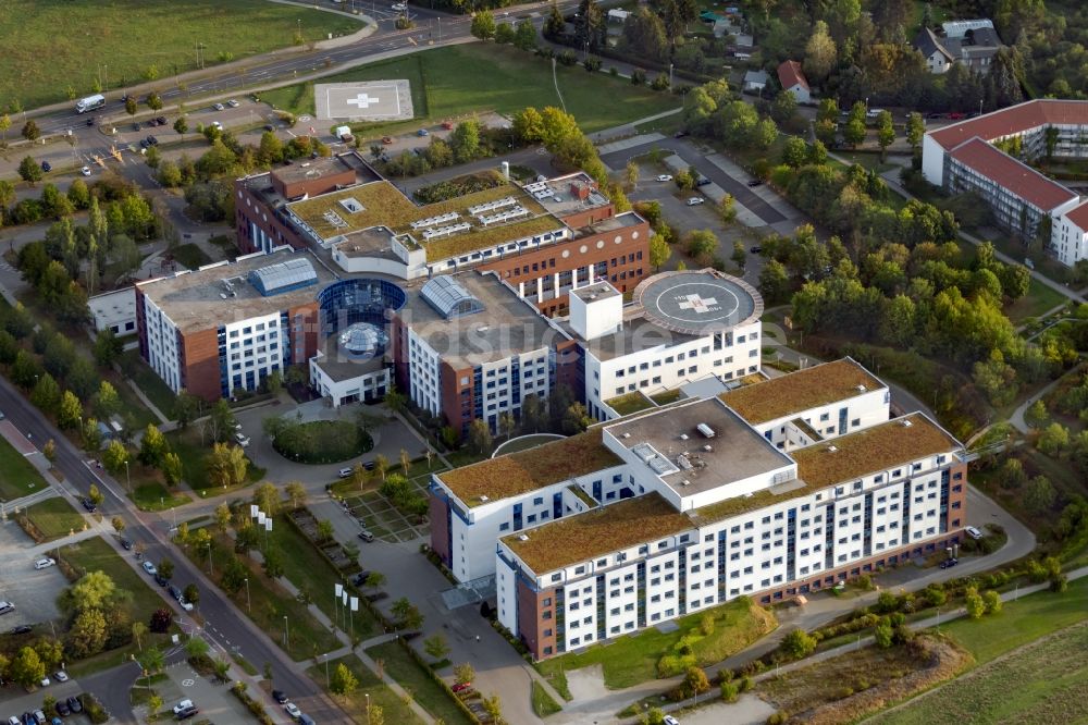 Leipzig von oben - Klinikgelände des Krankenhauses HELIOS Park-Klinikum Leipzig und Herzzentrum Leipzig an der Strümpellstraße in Leipzig im Bundesland Sachsen, Deutschland