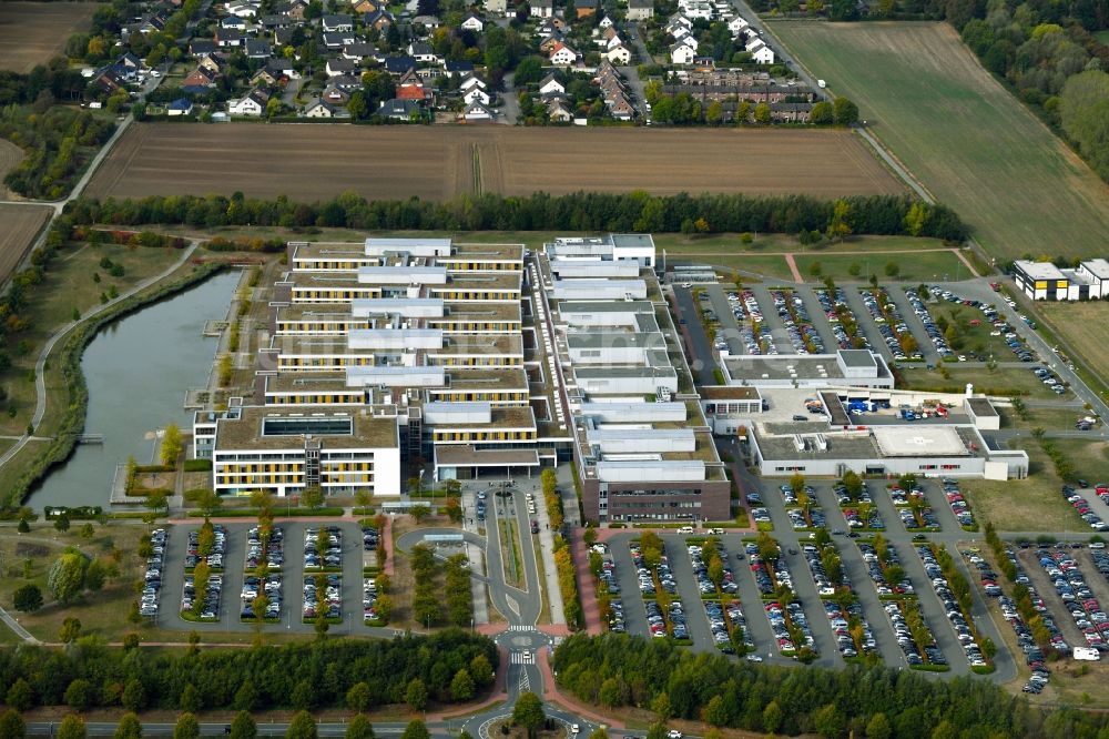 Luftaufnahme Minden - Klinikgelände des Krankenhauses Johannes Wesling Klinikum in Minden im Bundesland Nordrhein-Westfalen, Deutschland