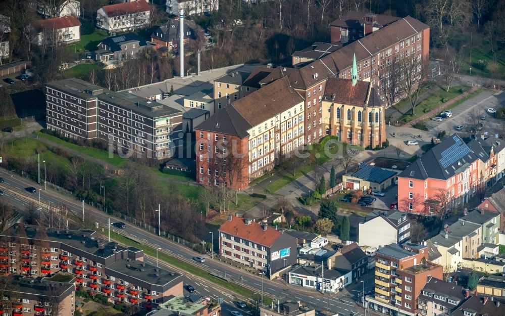 Luftbild Gelsenkirchen - Klinikgelände des Krankenhauses St. Josef-Hospital in Gelsenkirchen im Bundesland Nordrhein-Westfalen, Deutschland