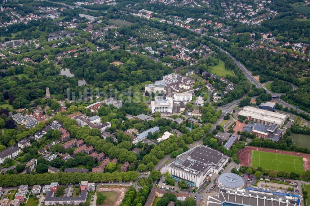 Luftbild Bochum - Klinikgelände des Krankenhauses St. Josef-Hospital im Ortsteil Innenstadt in Bochum im Bundesland Nordrhein-Westfalen, Deutschland