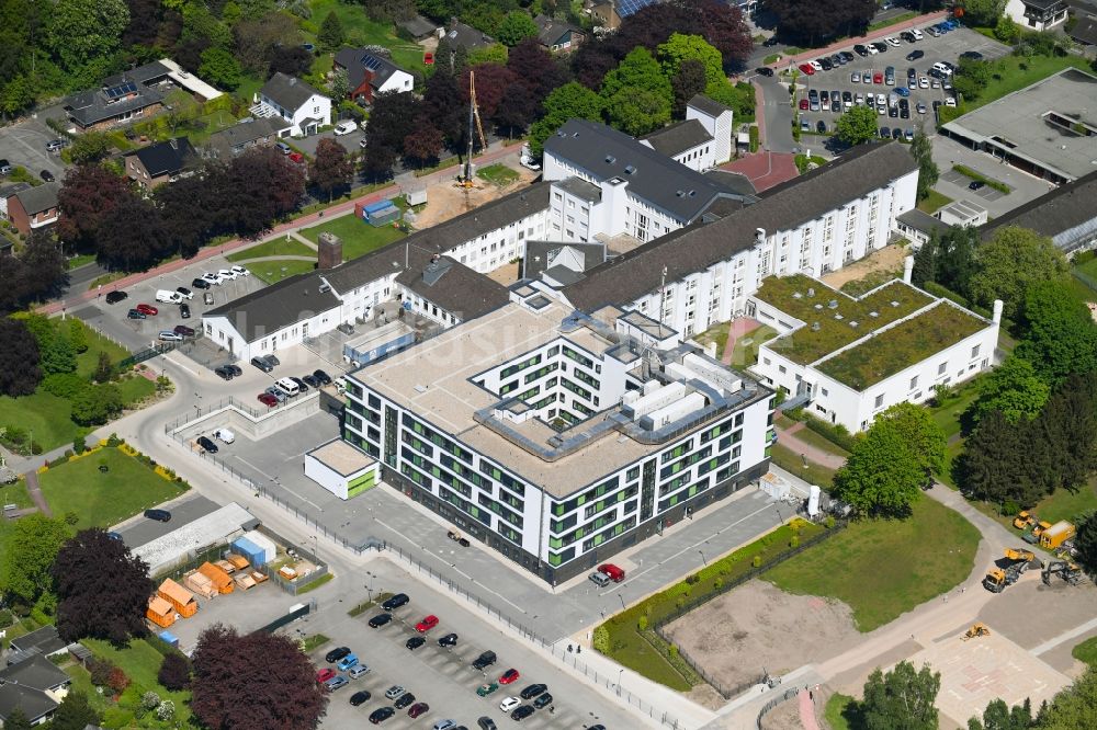 Kleve von oben - Klinikgelände des Krankenhauses Katholisches Karl Leisner Klinikum gGmbH - St.-Antonius-Hospital Kleve an der Albersallee in Kleve im Bundesland Nordrhein-Westfalen, Deutschland