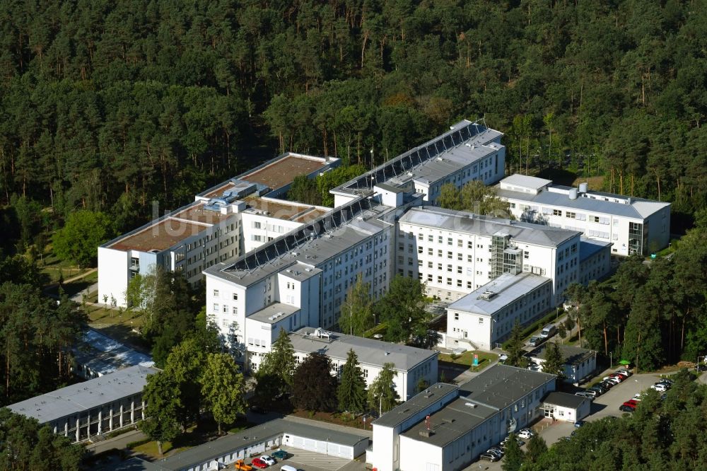 Luftbild Hennigsdorf - Klinikgelände des Krankenhauses Klinik Hennigsdorf in Hennigsdorf im Bundesland Brandenburg, Deutschland