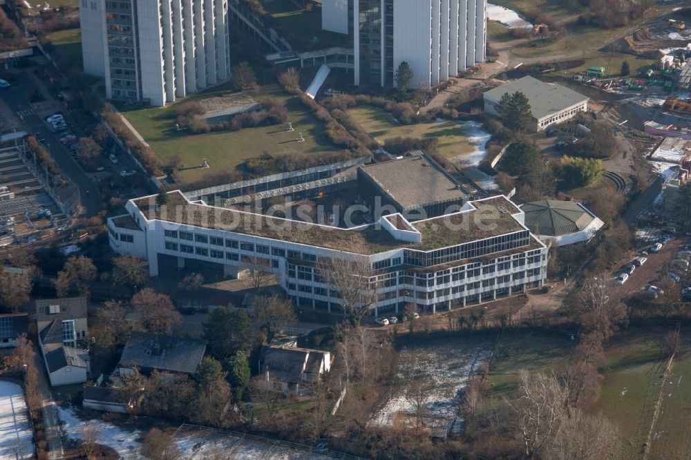 Ludwigshafen am Rhein von oben - Klinikgelände des Krankenhauses BG Klinik Ludwigshafen in Ludwigshafen am Rhein im Bundesland Rheinland-Pfalz