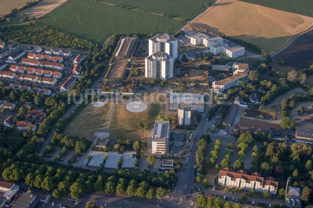 Luftaufnahme Ludwigshafen am Rhein - Klinikgelände des Krankenhauses BG Klinik Ludwigshafen in Ludwigshafen am Rhein im Bundesland Rheinland-Pfalz