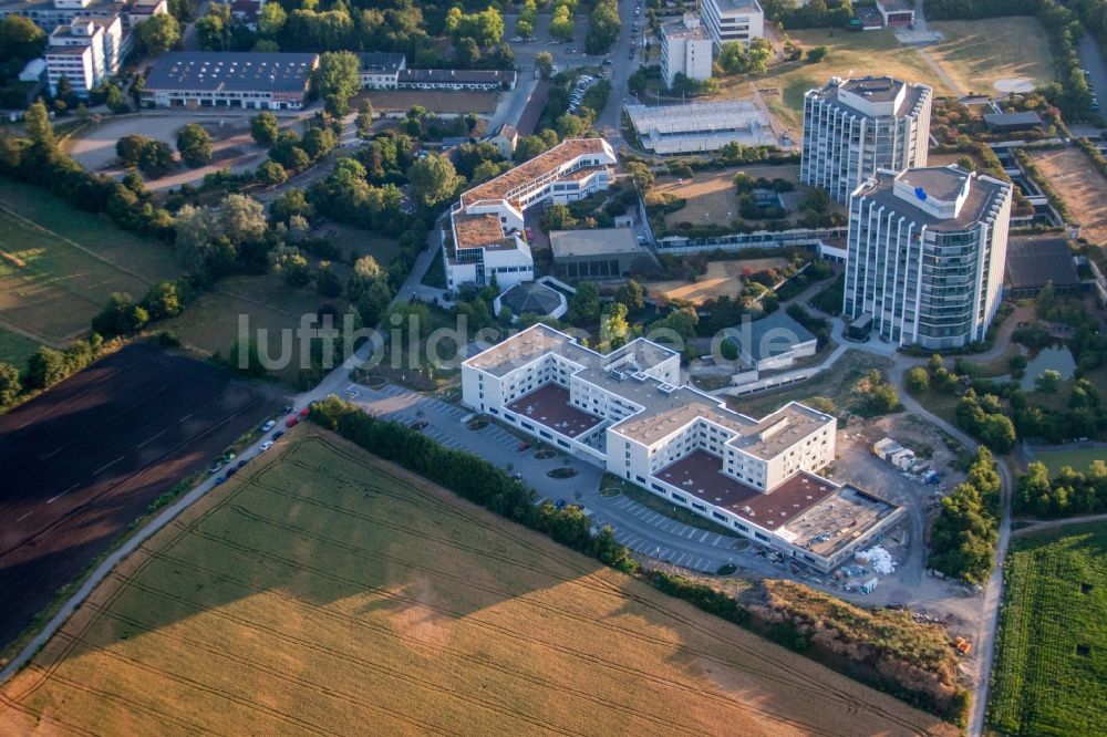 Luftaufnahme Ludwigshafen am Rhein - Klinikgelände des Krankenhauses BG Klinik Ludwigshafen in Ludwigshafen am Rhein im Bundesland Rheinland-Pfalz