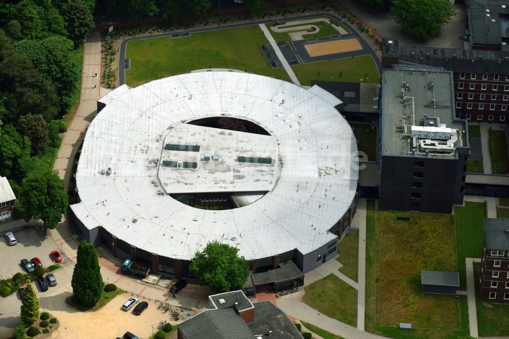 Luftaufnahme Bad Bramstedt - Klinikgelände des Krankenhauses Klinikum Bad Bramstedt an der Oskar-Alexander-Straße in Bad Bramstedt im Bundesland Schleswig-Holstein, Deutschland