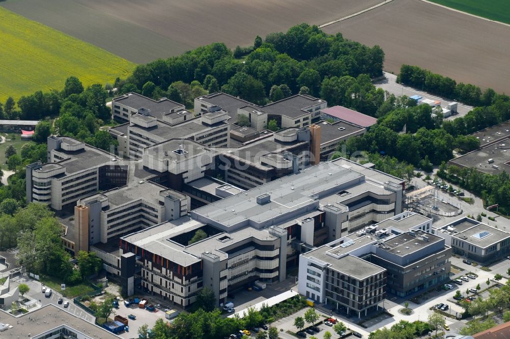 Luftaufnahme Ingolstadt - Klinikgelände des Krankenhauses Klinikum Ingolstadt an der Krumenauerstraße in Ingolstadt im Bundesland Bayern, Deutschland