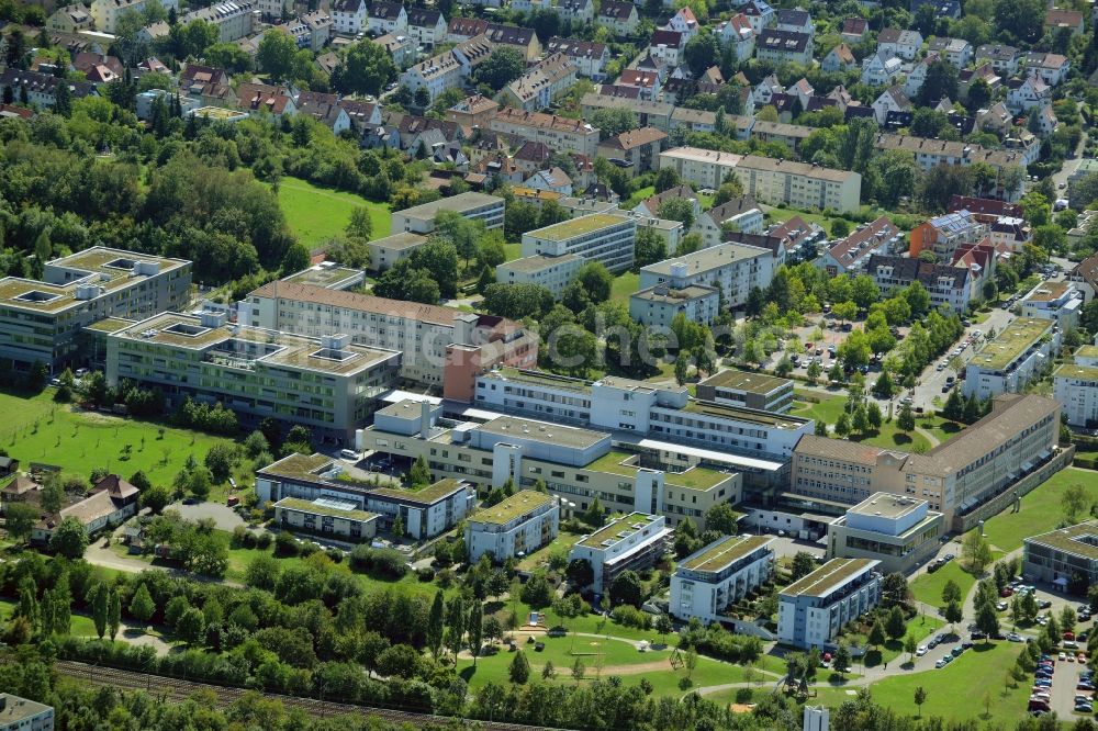 Luftaufnahme Stuttgart - Klinikgelände des Krankenhauses Klinikum Stuttgart - Krankenhaus Bad Cannstatt in Stuttgart im Bundesland Baden-Württemberg