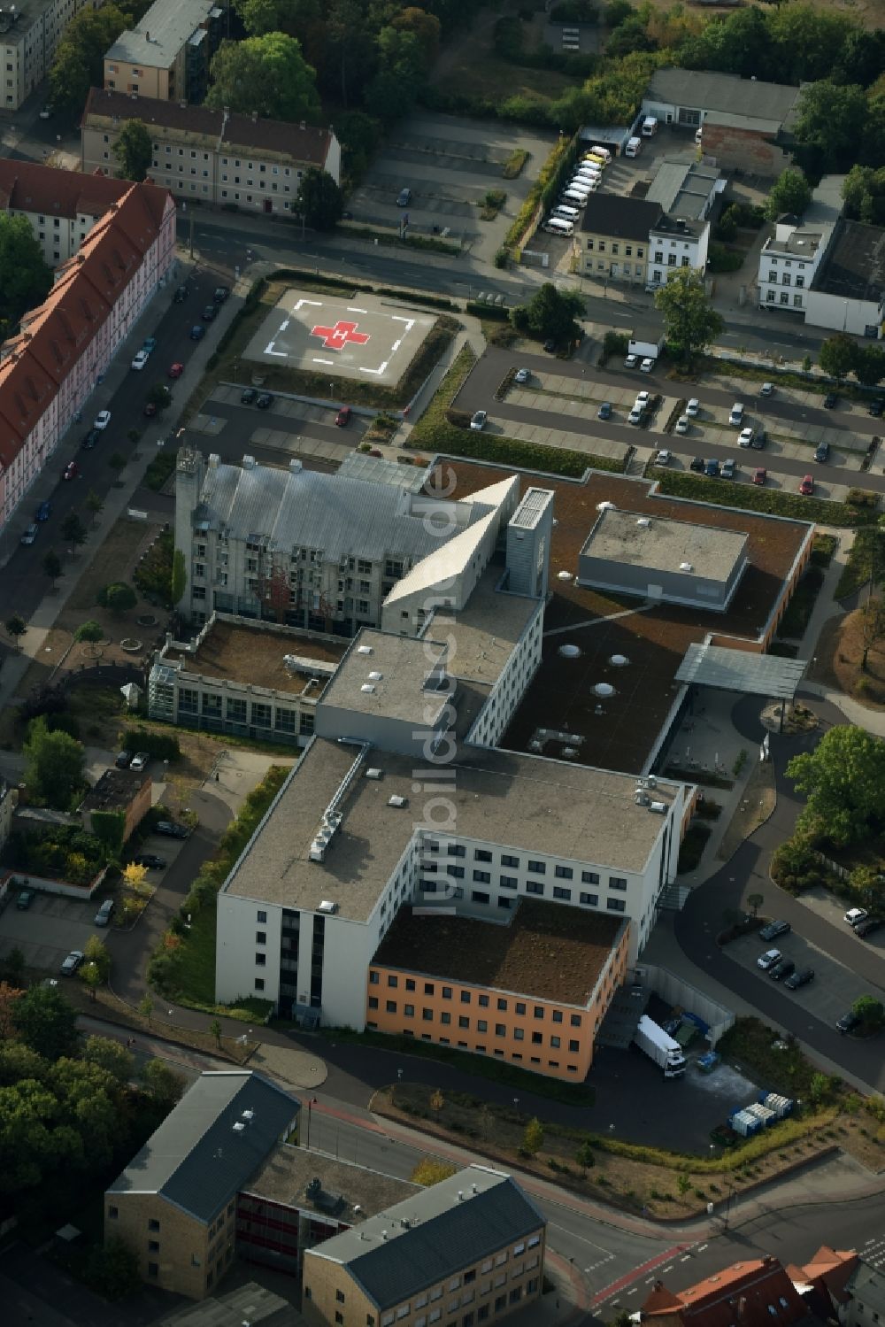 Köthen (Anhalt) von oben - Klinikgelände des Krankenhauses Krankenhaus Köthen in Köthen (Anhalt) im Bundesland Sachsen-Anhalt