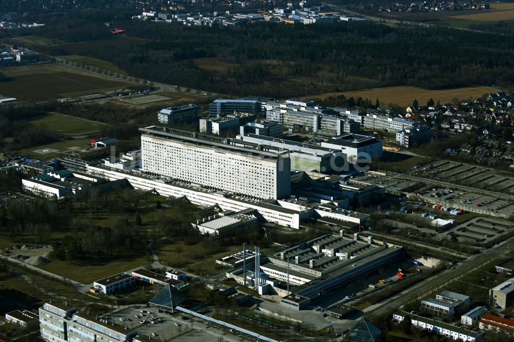 Luftbild München - Klinikgelände des Krankenhauses LMU - Klinikum der Universität München in München im Bundesland Bayern, Deutschland