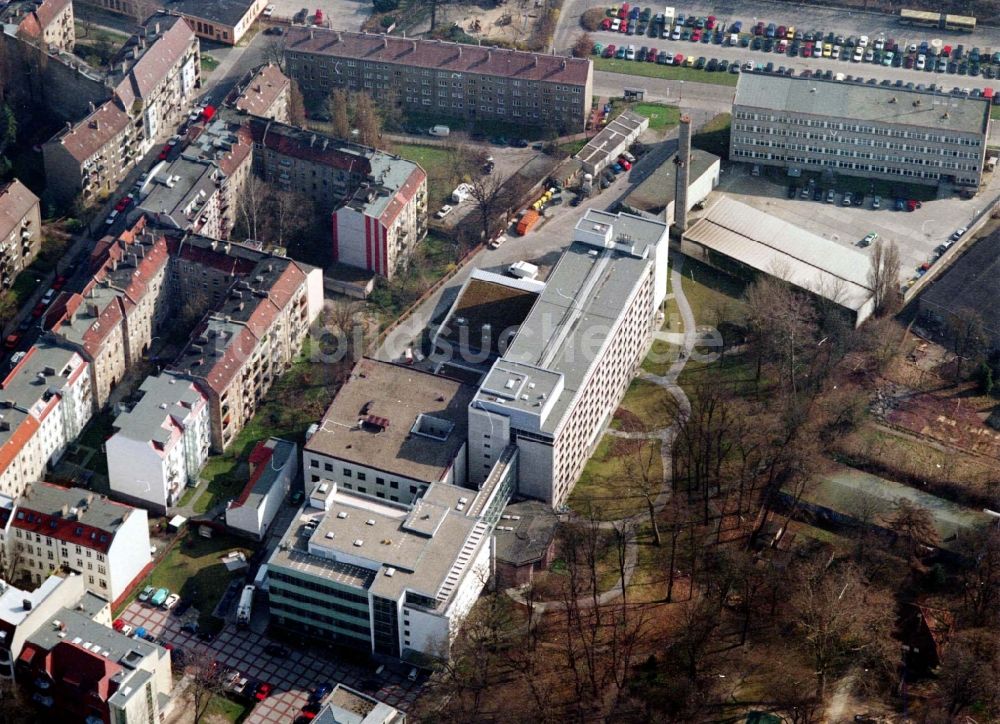 Berlin von oben - Klinikgelände des Krankenhauses Maria Heimsuchung Caritas Klinik Pankow in Berlin, Deutschland