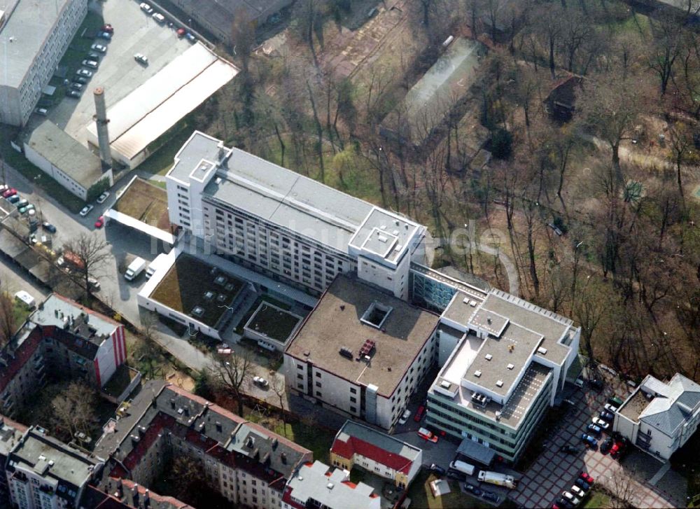 Berlin von oben - Klinikgelände des Krankenhauses Maria Heimsuchung Caritas Klinik Pankow in Berlin, Deutschland