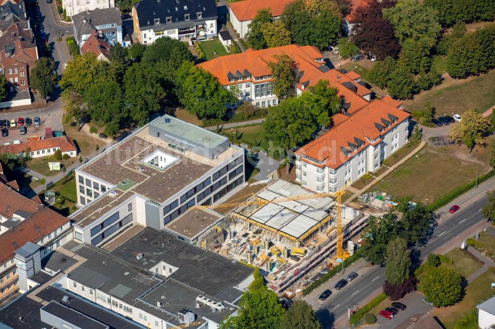 Hamm von oben - Klinikgelände des Krankenhauses St. Marien-Hospital in der Knappenstraße in Hamm im Bundesland Nordrhein-Westfalen