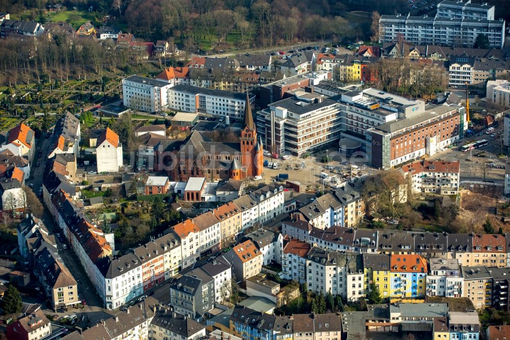 Luftaufnahme Witten - Klinikgelände des Krankenhauses Marienhospital, Marienkirche und Wohnhäuser in Witten im Bundesland Nordrhein-Westfalen