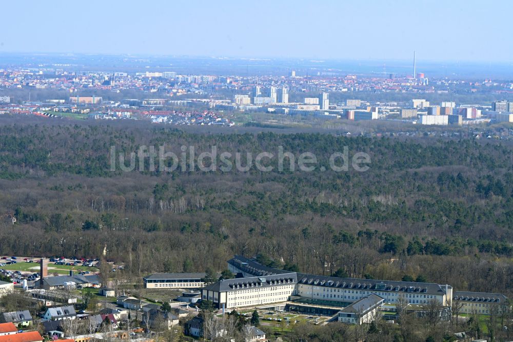 Halle (Saale) aus der Vogelperspektive: Klinikgelände des Krankenhauses Martha-Maria an der Röntgenstraße in Halle (Saale) im Bundesland Sachsen-Anhalt, Deutschland