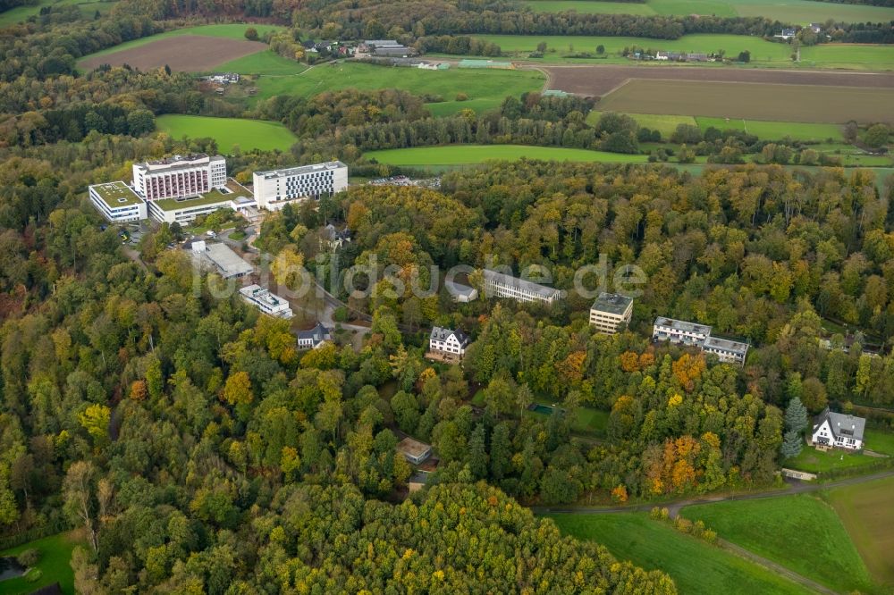 Luftbild Essen - Klinikgelände des Krankenhauses Ruhrlandklinik im Ortsteil Werden in Essen im Bundesland Nordrhein-Westfalen, Deutschland