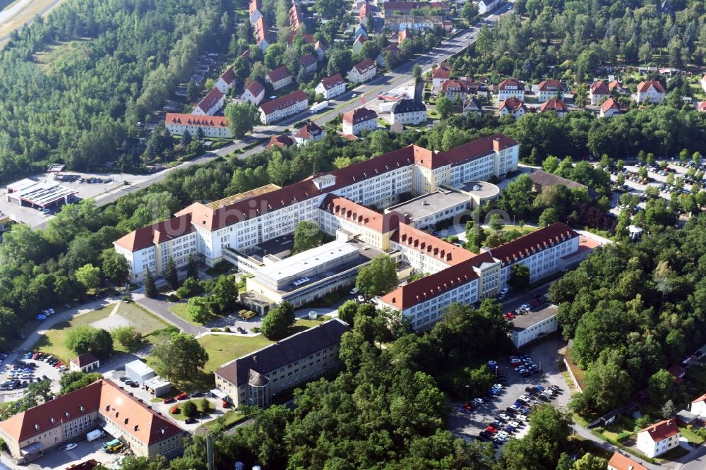 Borna aus der Vogelperspektive: Klinikgelände des Krankenhauses Sana Klinikum Borna an der Rudolf-Virchow-Straße in Borna im Bundesland Sachsen