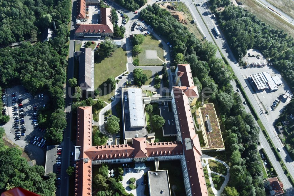 Luftbild Borna - Klinikgelände des Krankenhauses Sana Klinikum Borna an der Rudolf-Virchow-Straße in Borna im Bundesland Sachsen