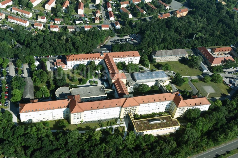 Borna von oben - Klinikgelände des Krankenhauses Sana Klinikum Borna an der Rudolf-Virchow-Straße in Borna im Bundesland Sachsen