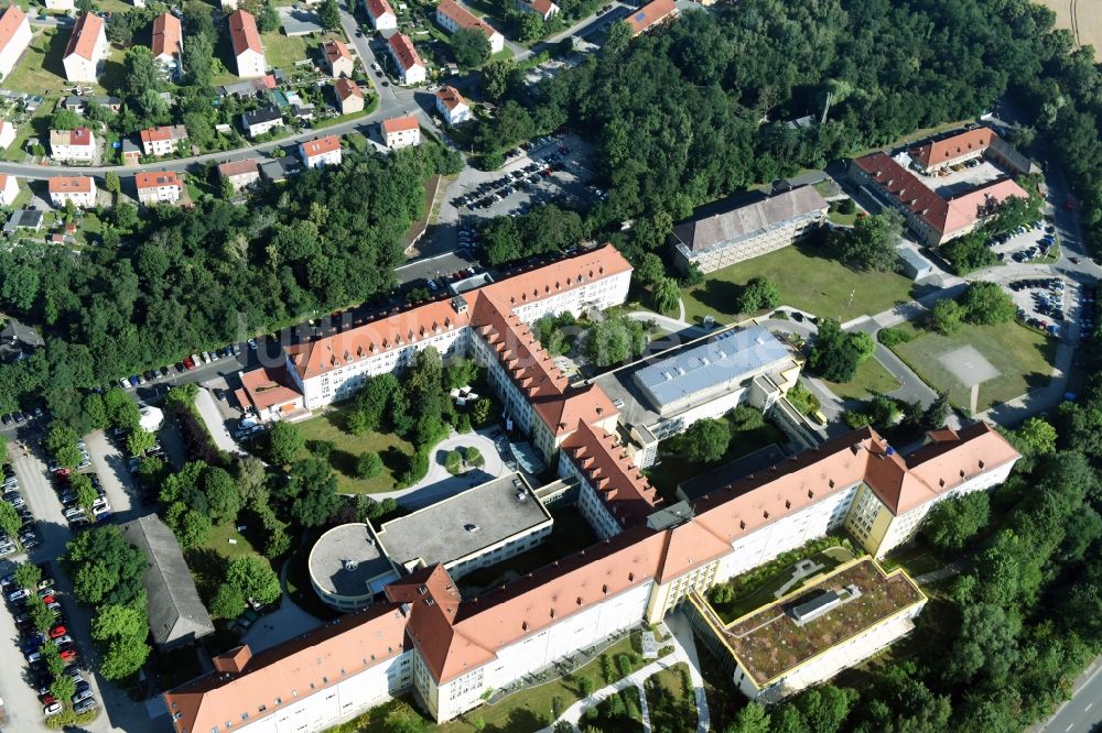 Borna von oben - Klinikgelände des Krankenhauses Sana Klinikum Borna an der Rudolf-Virchow-Straße in Borna im Bundesland Sachsen