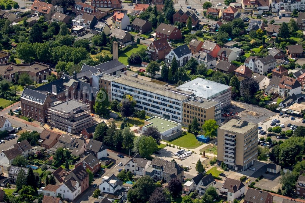 Haltern am See aus der Vogelperspektive: Klinikgelände des Krankenhauses St. Sixtus- Hospital Haltern in Haltern am See im Bundesland Nordrhein-Westfalen