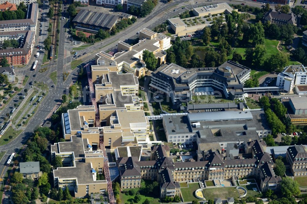 Luftaufnahme Mannheim - Klinikgelände des Krankenhauses der Universitätsklinik - Universitätsmedizin in Mannheim im Bundesland Baden-Württemberg