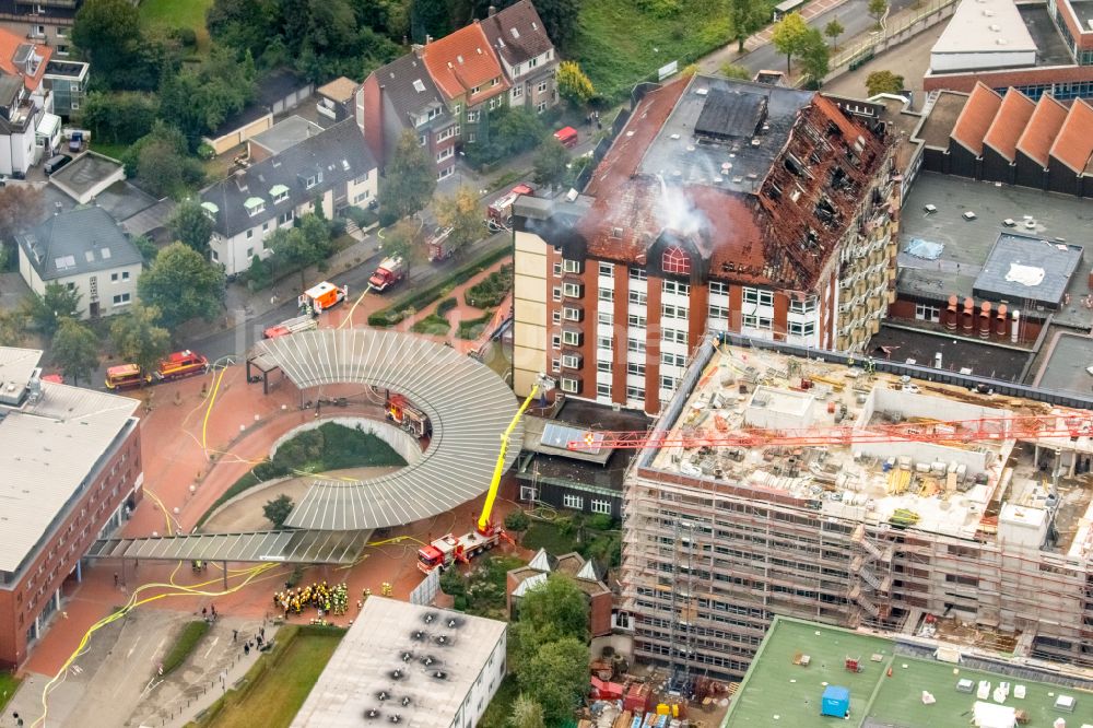 Luftaufnahme Bochum - Klinikgelände des Krankenhauses BG Universitätsklinikum Bergmannsheil in Bochum im Bundesland Nordrhein-Westfalen, Deutschland