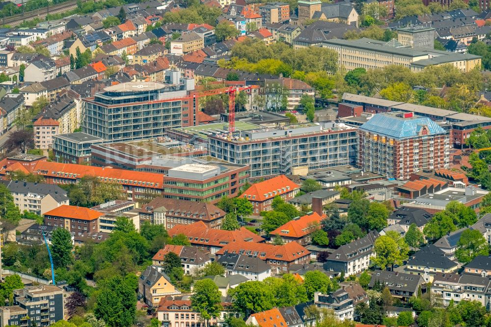 Bochum von oben - Klinikgelände des Krankenhauses BG Universitätsklinikum Bergmannsheil in Bochum im Bundesland Nordrhein-Westfalen, Deutschland