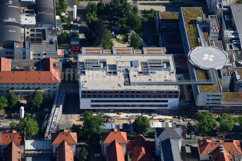 Luftaufnahme Dresden - Klinikgelände des Krankenhauses Universitätsklinikum Carl Gustav Carus, Viszeral-, Thorax- und Gefäßchirurgie (VTG) an der Fetscherstraße in Dresden im Bundesland Sachsen, Deutschland