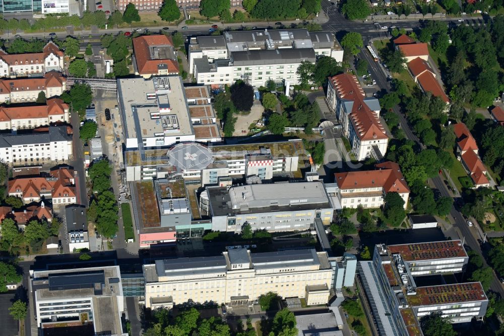 Dresden von oben - Klinikgelände des Krankenhauses Universitätsklinikum Carl Gustav Carus, Viszeral-, Thorax- und Gefäßchirurgie (VTG) an der Fetscherstraße in Dresden im Bundesland Sachsen, Deutschland