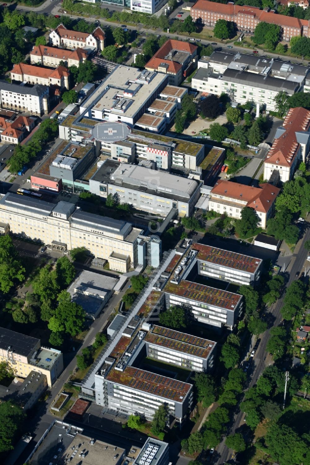 Dresden von oben - Klinikgelände des Krankenhauses Universitätsklinikum Carl Gustav Carus, Viszeral-, Thorax- und Gefäßchirurgie (VTG) an der Fetscherstraße in Dresden im Bundesland Sachsen, Deutschland