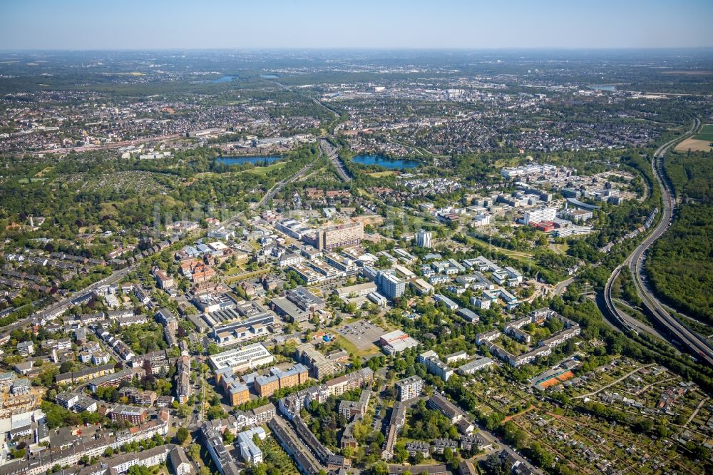 Luftaufnahme Düsseldorf - Klinikgelände des Krankenhauses Universitätsklinikum Düsseldorf in Düsseldorf im Bundesland Nordrhein-Westfalen, Deutschland