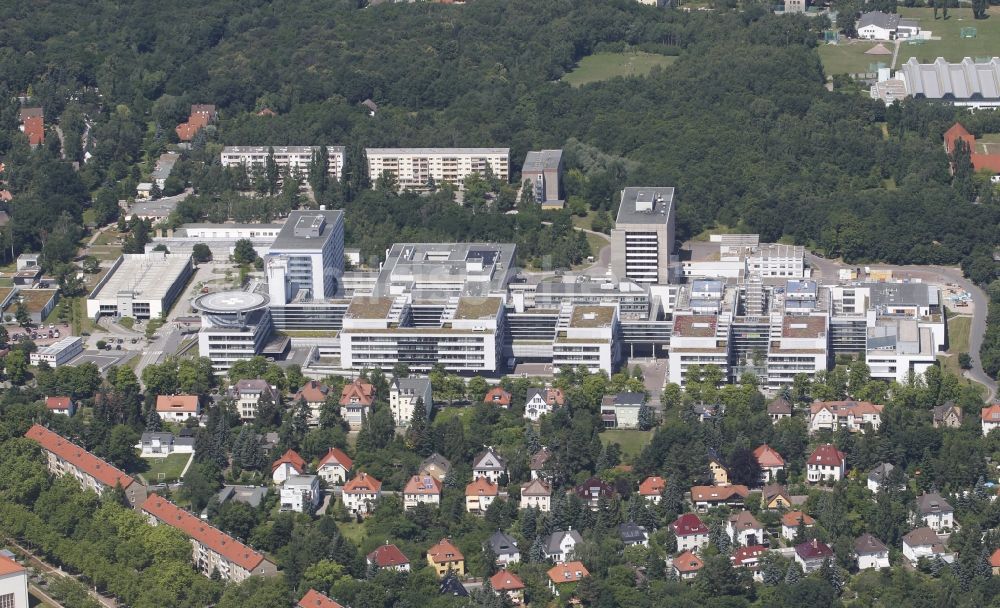 Halle (Saale) von oben - Klinikgelände des Krankenhauses Universitätsklinikum Halle (Saale) in Halle (Saale) im Bundesland Sachsen-Anhalt, Deutschland