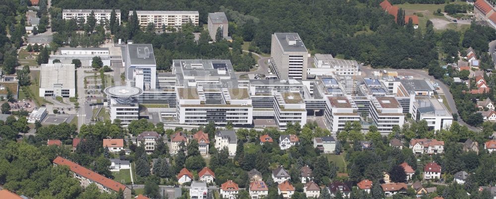 Luftbild Halle (Saale) - Klinikgelände des Krankenhauses Universitätsklinikum Halle (Saale) in Halle (Saale) im Bundesland Sachsen-Anhalt, Deutschland